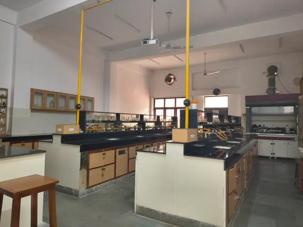 Hansraj College Labs photo 8